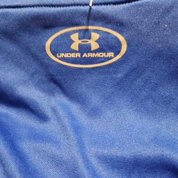 Boys UA Pull Over - Picture 2 of 5